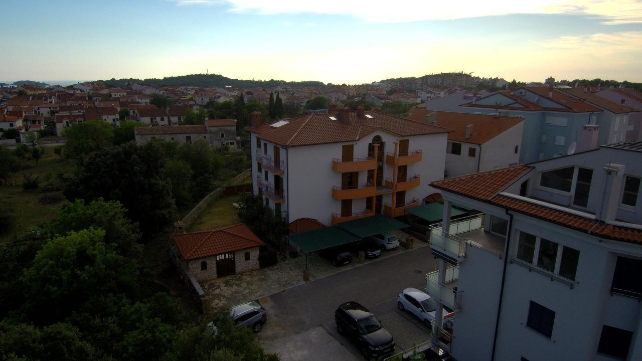 רוביני Apartments Ana Wellness L מראה חיצוני תמונה